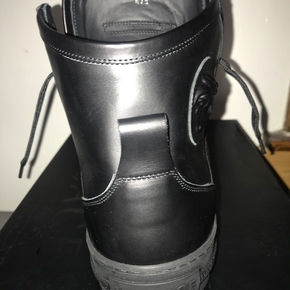Versace Medusa Palazzo Hi Top Sneakers - Picture 5 of 8